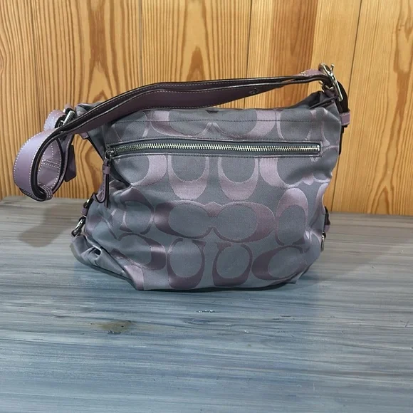 NWOT Coach Grey and Lavender Canvas Bag. - Picture 3 of 6